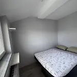 Sasha Duplex *